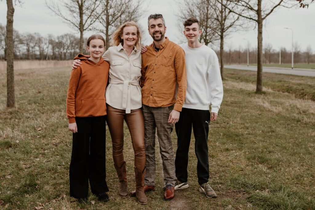 foto van Anne & Christa Roskam met hun gezin